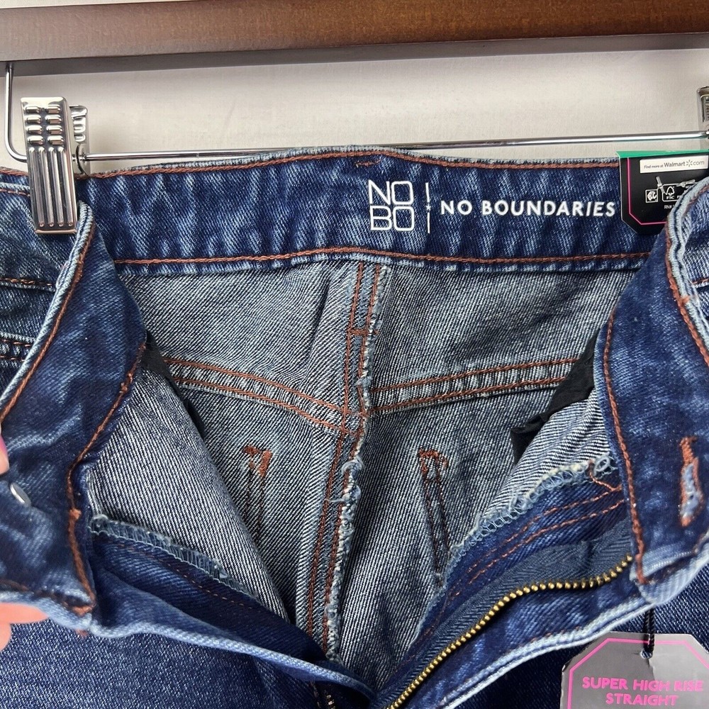 No Boundaries NWT Super High Rise Straight Leg Medium Wash Blue Jeans Size 15 - Picture 5 of 12